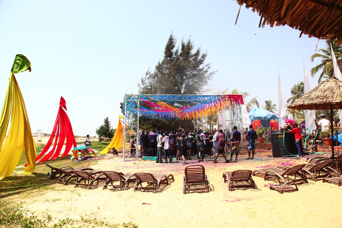 portrait-Yogesh_Maya_2618-56