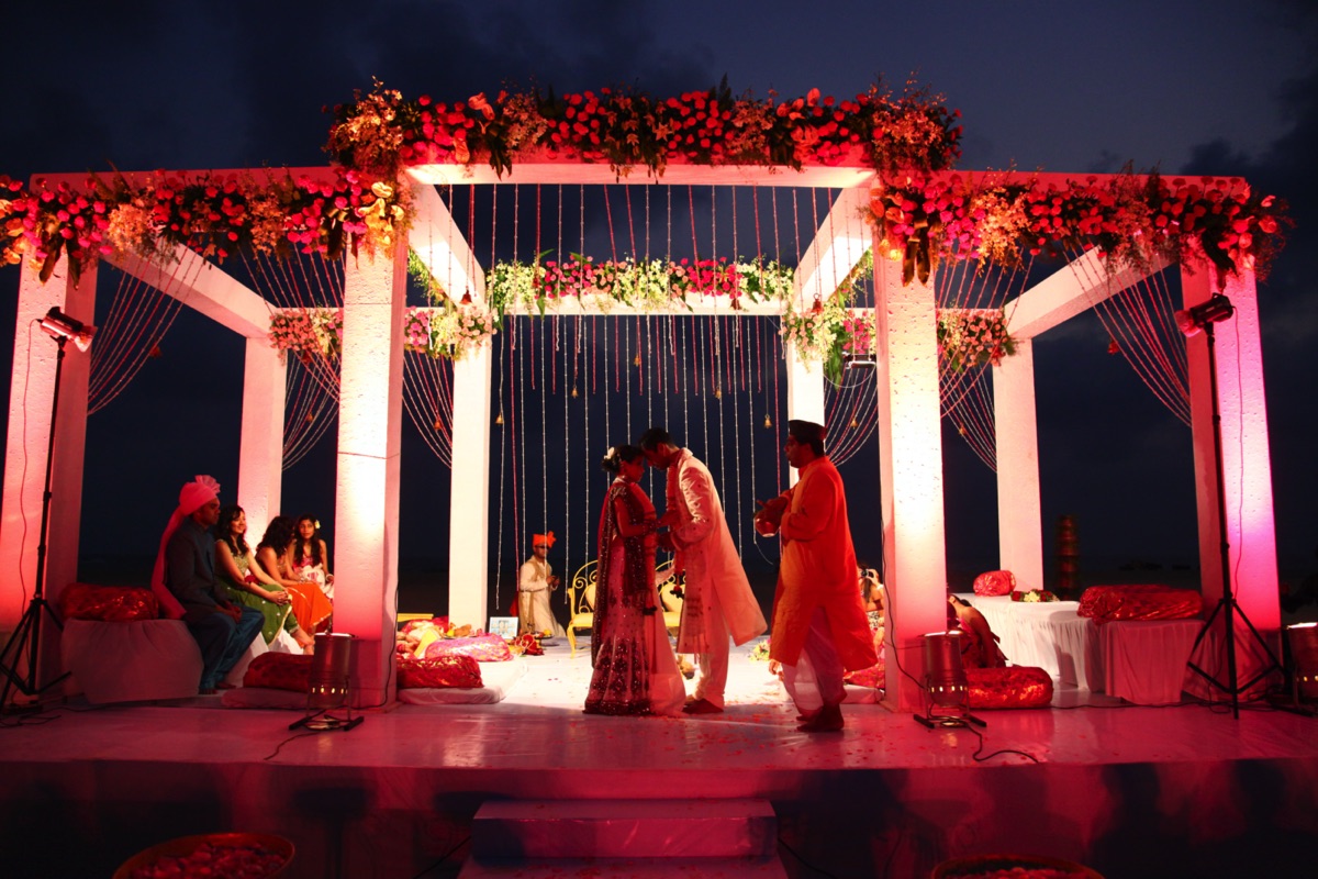 real-moments-Yogesh_Maya_5169-66