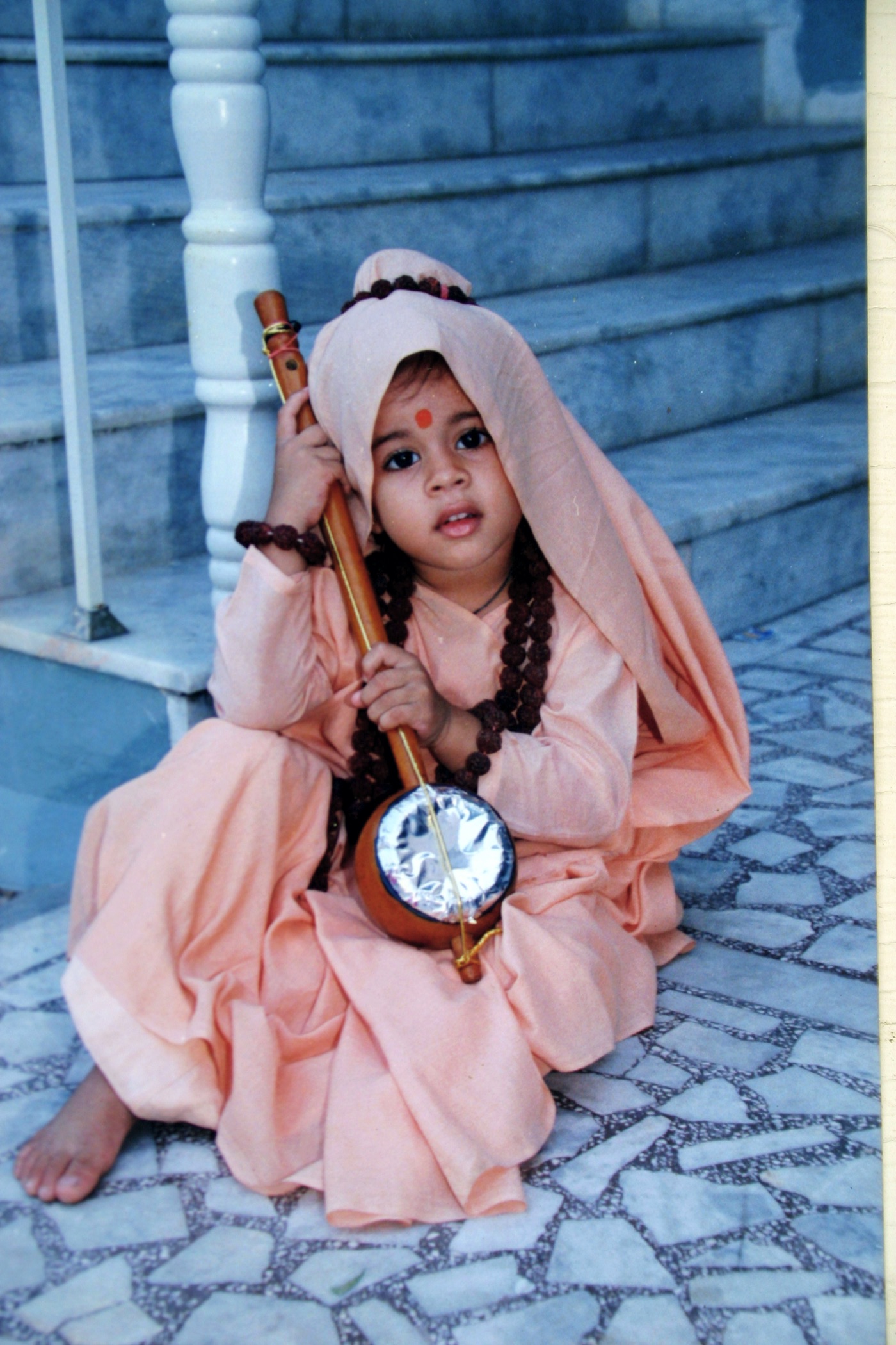 studio-exclusive-048a I became a merabai-3